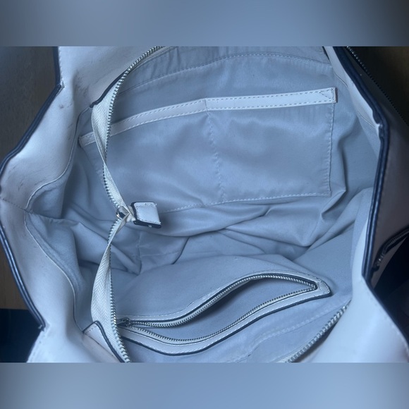 BCBG White/Ivory/Cream Handbag Purse Faux Leather Tote Shoulder Bag - Picture 10 of 11